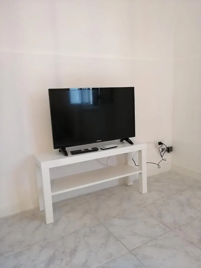 バーリCasa Mashaアパートメント バーリ